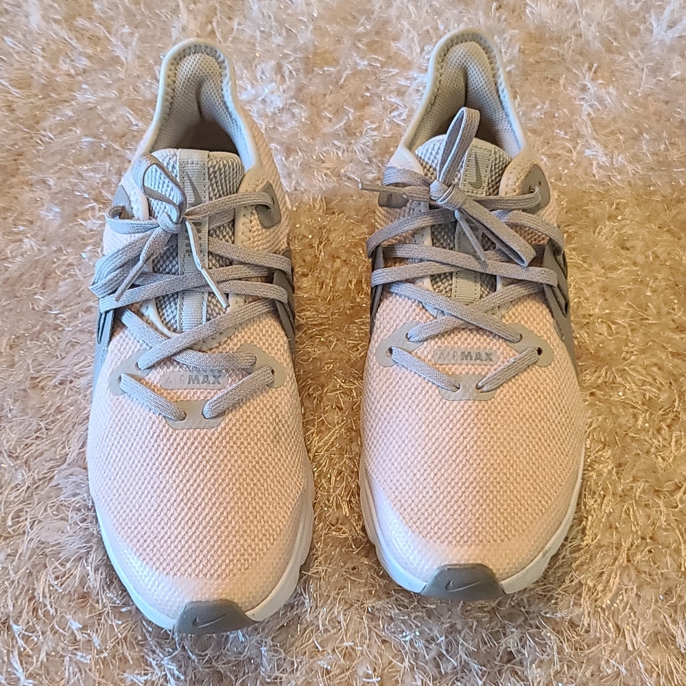 Women's Shoes